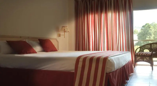 Одноместный номер Standard с балконом Luna Club Hotel Yoga & Spa 4Sup