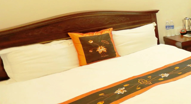 Van Hoa Ninh Binh Hotel