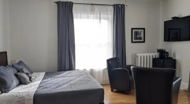Люкс Colborne Bed and Breakfast