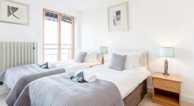 Апартаменты Premium London Excel Apartment