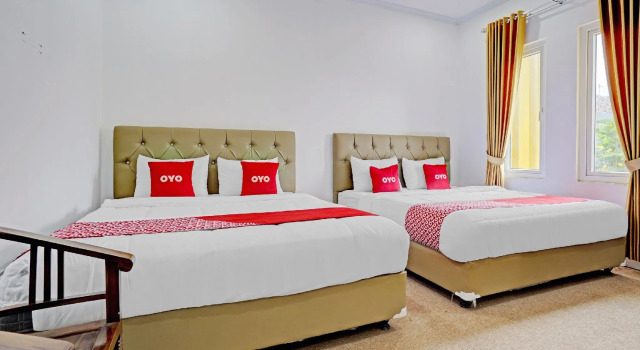 Suite OYO 90504 Rizky Homestay Syariah Palutungan Kuningan