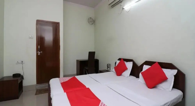 Cozycom By OYO Rooms, Prenota Hotel Durgāpur West Bengal