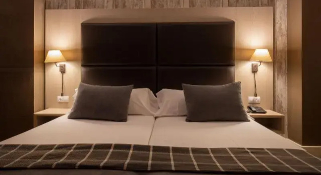 Четырёхместный номер Standard с балконом Hotel Himàlaia Soldeu by Nexta