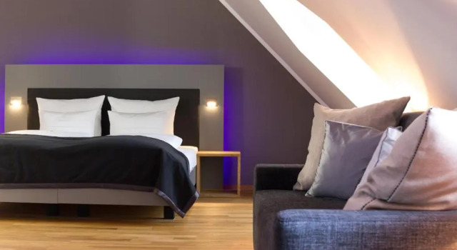 Полулюкс Qube Hotel Bergheim