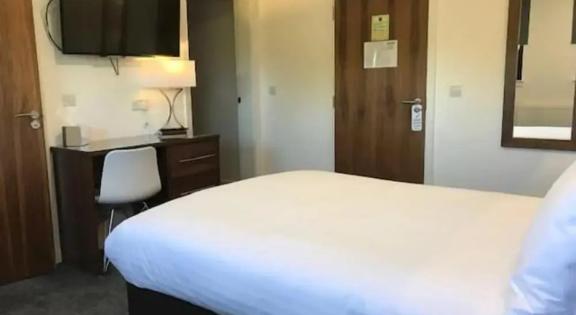 Premier Lodge