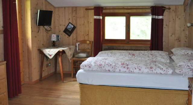 Hotel Flora Alpina, Забронировать Отель Грессоне-Сен-Жан Грессоней, рядом с Горнолыжный курорт Грессоне-Сен-Жан