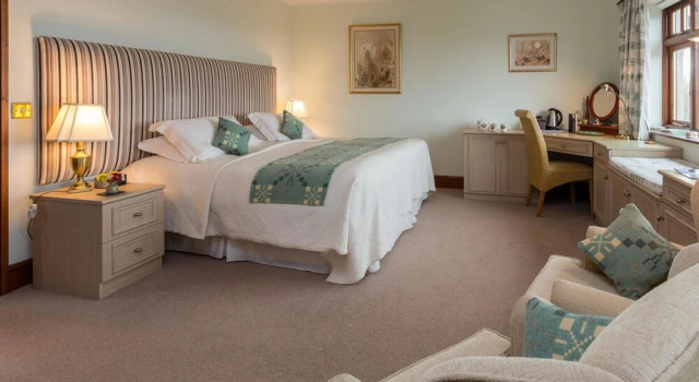Ael Y Bryn Bed and Breakfast, Book Bed and Breakfast 5-stjernede hoteller i Dyfed, 5*