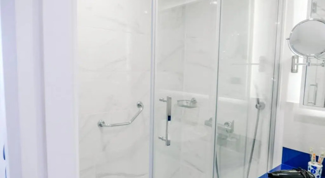 Люкс Orbi City Queer5*