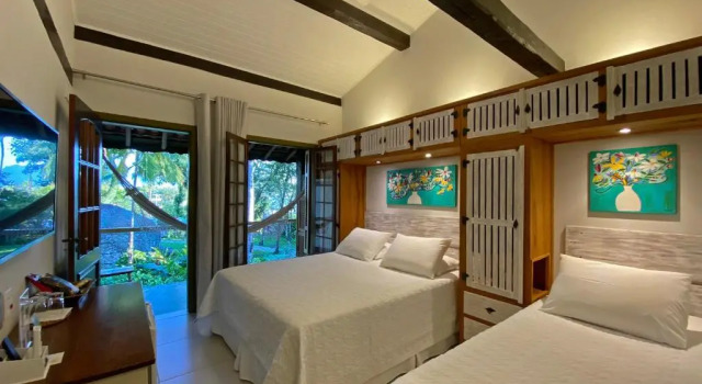 Трёхместный номер Deluxe с балконом Porto Pacuíba Hotel
