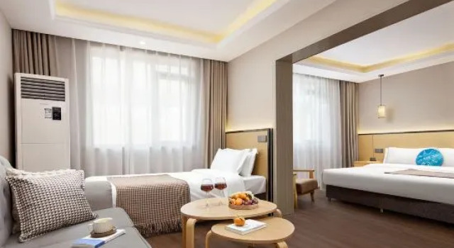 Люкс VALATOMS Van Latu Hotel (Siguniang Mountain Scenic Area Second Branch)