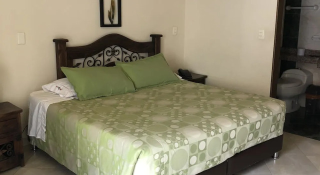 Одноместный номер Standard Hotel Bogota Inn Parkway