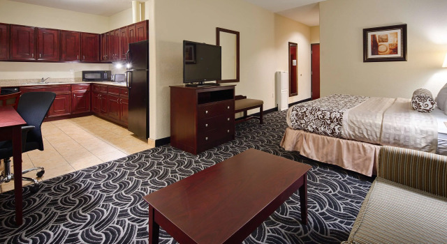 Двухместный люкс Best Western Plus Katy Inn & Suites