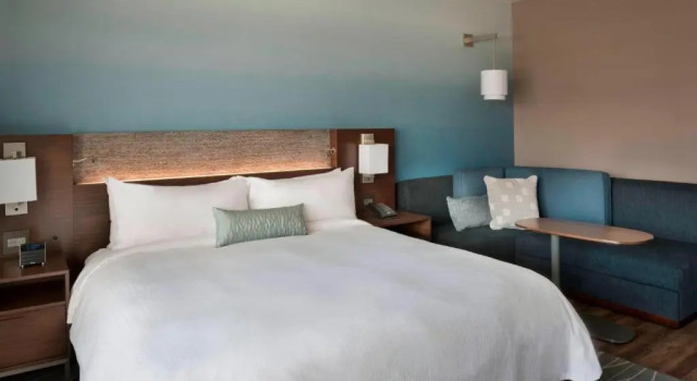 Номер Standard с видом на город Buffalo Marriott at LECOM HARBORCENTER