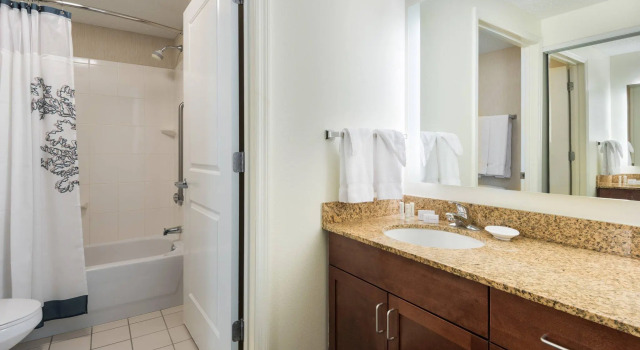 Люкс с 2 комнатами Residence Inn by Marriott St. Louis Downtown