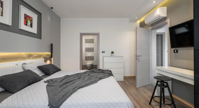 Awesome Home in Medulin With 3 Bedrooms, Wifi and Outdoor Swimming Pool, Book Hotel Hoteller i Medulin med pool, Swimmingpool