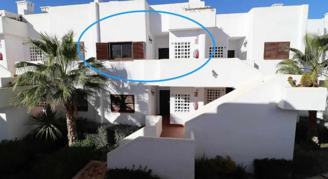 Los Veleros apartamento frente al mar con azotea y piscina compartida