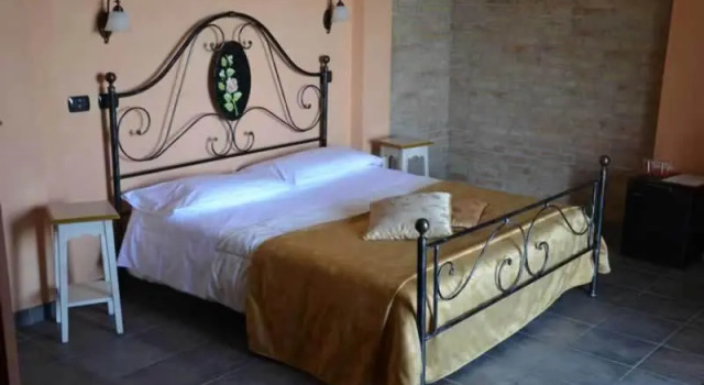 Trattoria Del Bivio, Varaa Hotelli Cerretto Langhe Langhe