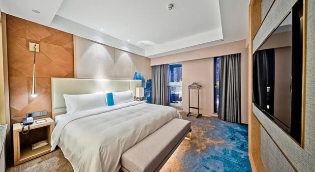 Люкс с видом на парк Royce Hotel Shenzhen