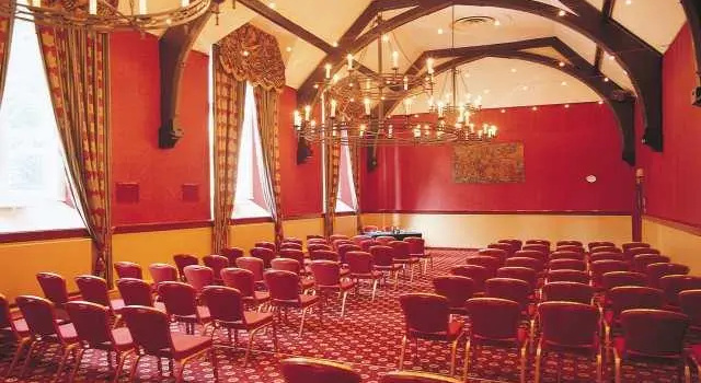 Barcelo Stirling Highland, Забронировать Отель Стерлинг Центральная Шотландия, рядом с Мост Олд-Стерлинг