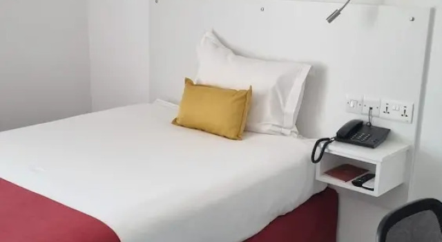 Komfortní Jednolůžkový pokoj s balkonem Art & Wine Boutique Hotel