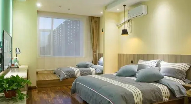 Семейный номер Standard World Union Service Apartment Cosmo