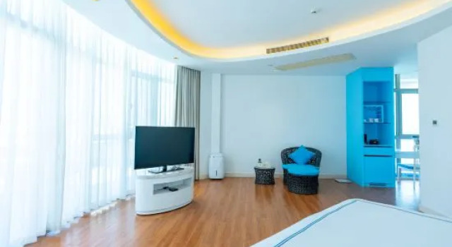 Люкс c 1 комнатой с видом на море Sanya Wuzhizhou Coral Hotel