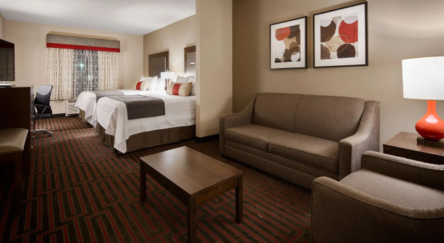 Best Western Plus Stevens County Inn