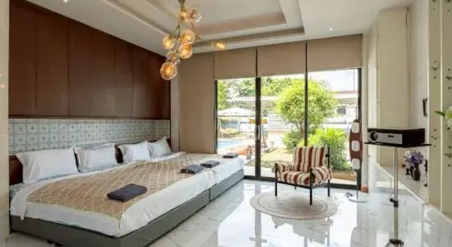 Luxury Five Room Pool Villa