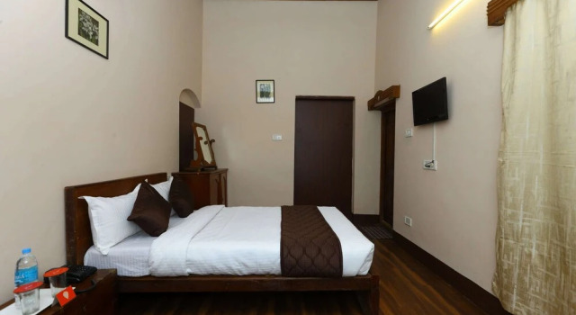 OYO 9080 Hillwood Cottages, Varaa Hotelli Udagamandalam Tamil Nadu