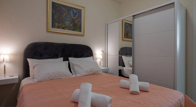 Апартаменты Luxury Цокольный этаж c 1 комнатой Luxury Apts Heraklion Center
