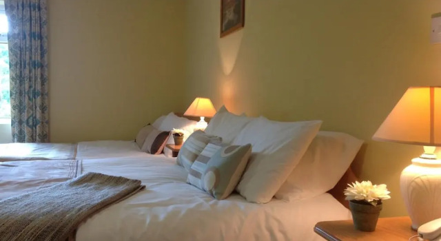 Abbey Hotel, Rezervați Hotel Ballyvourney 
