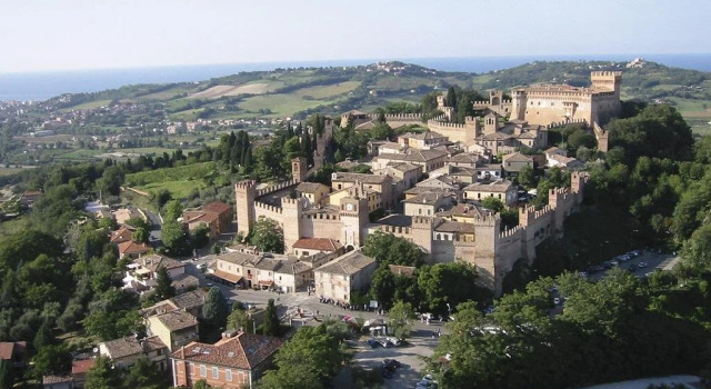 Casa del Tesoro Bed & Breakfast, Rezervovat Hotel Tavullia 