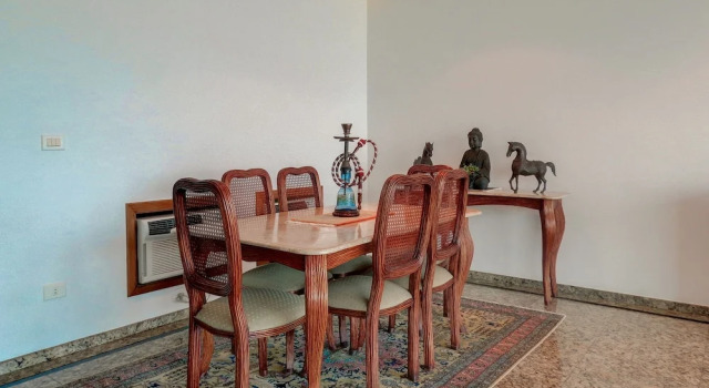 LinkHouse Majestic Beachfront Ipanema 3BDR Y1-008, Забронировать Отель Отели Рио-де-Жанейро с парковкой, рядом с Пляж Ипанема, Парковка