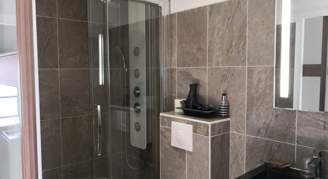 Номер Deluxe Chambres dhôtes & Spa Les Perce Neige