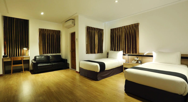 Двухместный номер Premier K.C Hotel