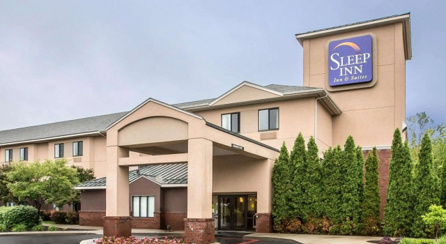 Sleep Inn & Suites Queensbury - Lake George