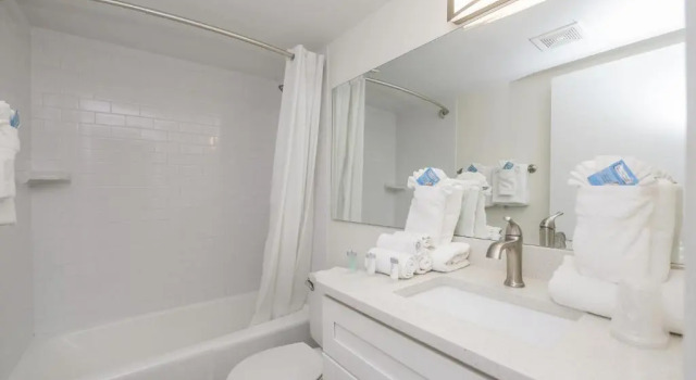 Люкс с 2 комнатами Siesta Key Beach Resort and Suites