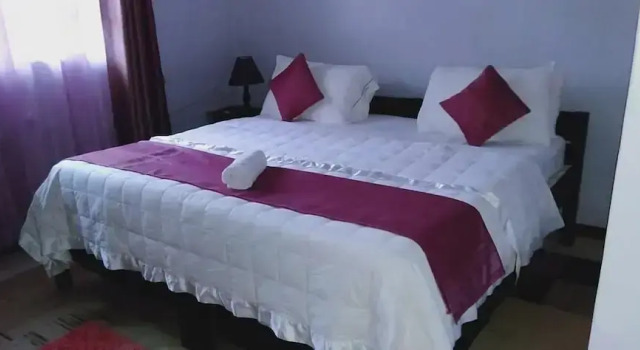 The Blubird Guest House Kitale, Забронировать Гостевой дом Отели Trans-Nzoia с завтраком, Завтраки
