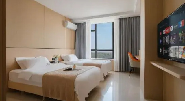 Люкс Premier Yuehua Holiday Hotel