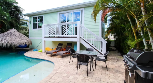 Sea Glass Retreat, Забронировать Отель Холмс-Бич Sarasota Area