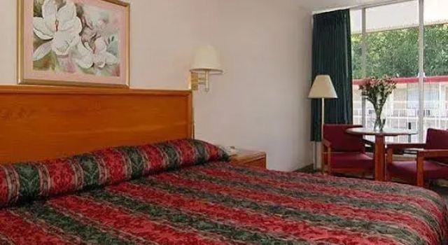 Econo Lodge Near Fredericksburg Battlefield, Buchen Sie Hotel Fredericksburg Virginia