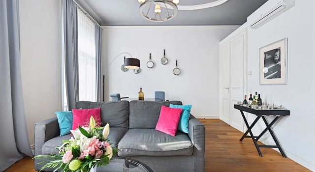 6 Rooms - 1070