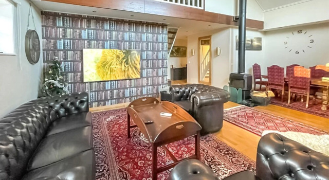 Stunning Home in Tollarp With Jacuzzi, Sauna and 4 Bedrooms, Varaa Hotelli SPA-hotellit kohteessa Lagos, SPA