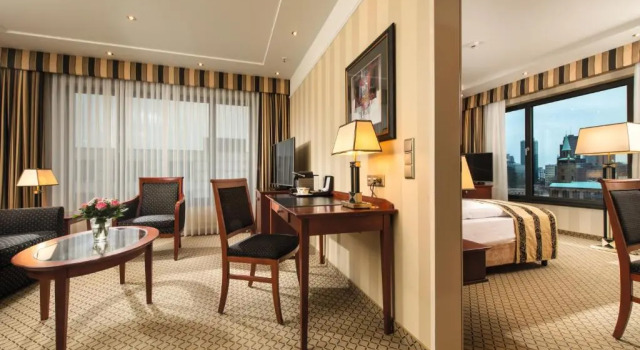 Двухместный люкс Superior c 1 комнатой JW Marriott Hotel Berlin