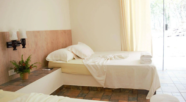 Eco Resort Colpacaranda, Buchen Sie Resort Warnes Santa Cruz Region