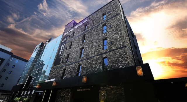 A-vant Hotel