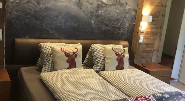 Четырёхместный номер Standard Mountain Lodge Sedrun