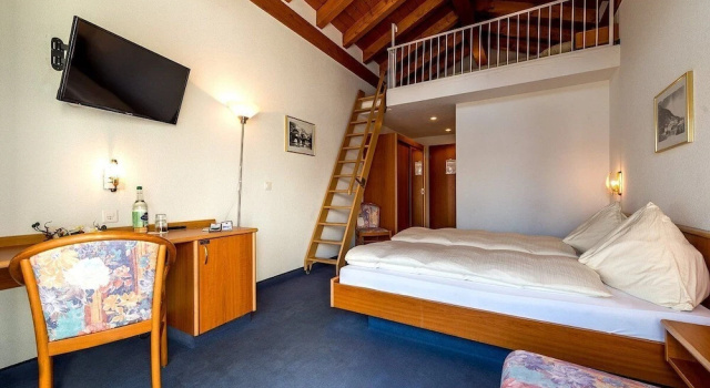 Семейный номер Standard с балконом Hotel Etoile