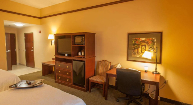 Четырёхместный номер Standard Hampton Inn & Suites Stillwater