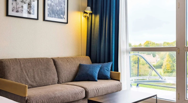 Двухместный номер Executive с балконом Novotel Senart Golf De Greenparc